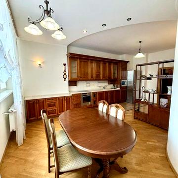 Квартира продаж Вул. Єжи Гедройця Тверська