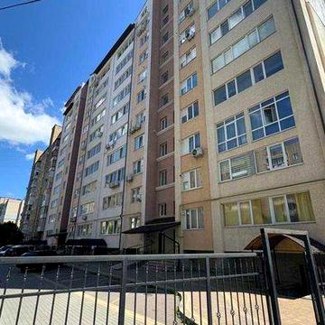 Здана 3-кімнатна квартира за вигідною ціною неподалік центру! ЖК вавель