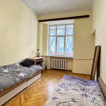 Продам 2к квартиру!ГероЇв Упа-Федьковича-Привокзальний!З/б перекриття!