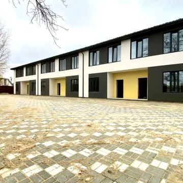 Соборна, 1
