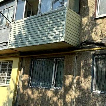 Продам 2 кімнатну квартиру на 40 років