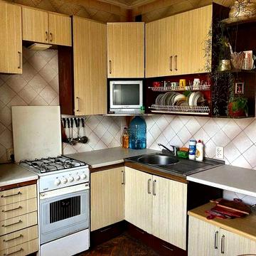 Продам 3-к квартиру по вулиці Південна 3
