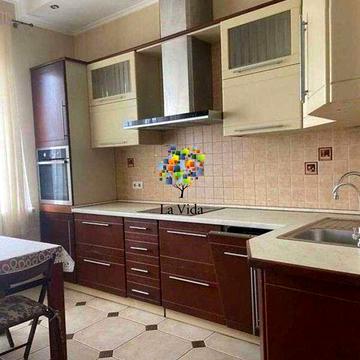 Продаж 2к квартири Урловська 16/37