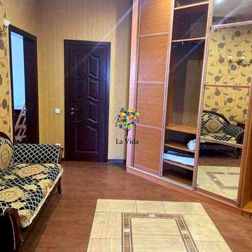 Продаж 2к квартири Урловська 16/37