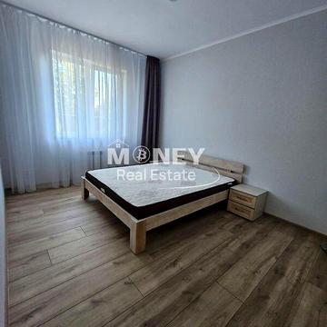 Продаж 3к Дім вулиця Калинова