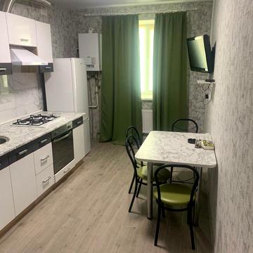 Героїв Харкова просп. (Московський), 144к