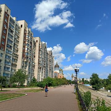 Володимира Івасюка просп. (Героїв Сталінграду), 20-А