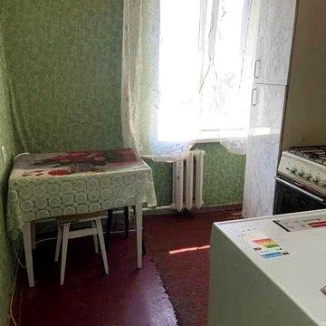 Продам 1-кімнатну квартиру в центральній частині міста.