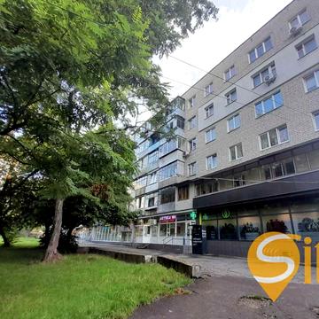 Бориса Грінченка вул., 6