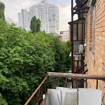 2-к Міхновського бульв. (Дружби Народів), 20 Печерський, м Звіринецька