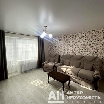 Гагаріна, 1