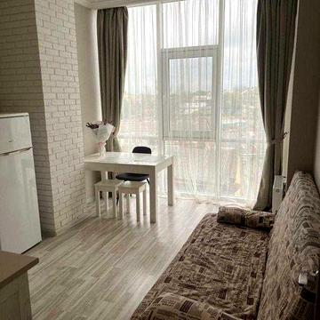 Продам 1 ком., квартиру в центре (899-996)