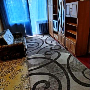 Здається в довготривалу оренду 2х кімнатна квартира на зуп. Алмазна