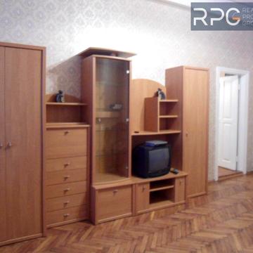 Саксаганського вул., 20