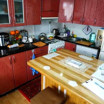 Продам квартиру в Садгорі