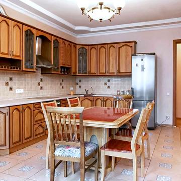 Гусовського вул., 11/11