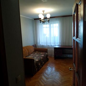 Машинобудівна вул., 14