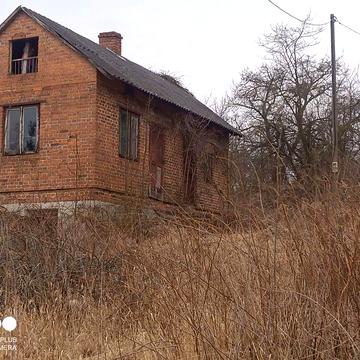 Ділянка з будинком