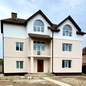 Продам будинок в селі Гатне передмістя Києва