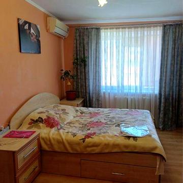 Продам 2 х кімнатну квартиру на Польовій, 5/5 є техповерх