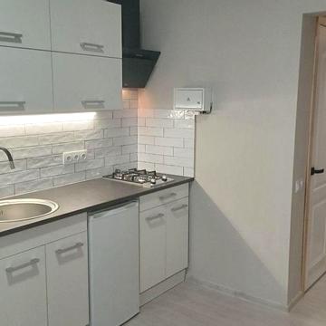 Аренда. Студия. 17м2. ул. Янтарная. Собственник. Все включено