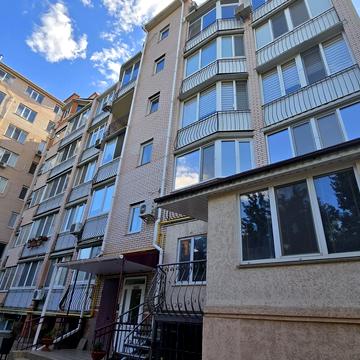 Ковальська вул. (Скороходова), 56а