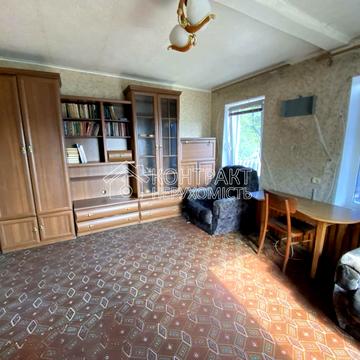 Тернопільська вул., 15