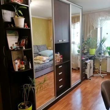 Власниця,продам квартиру гостинного типу, сертифікат+