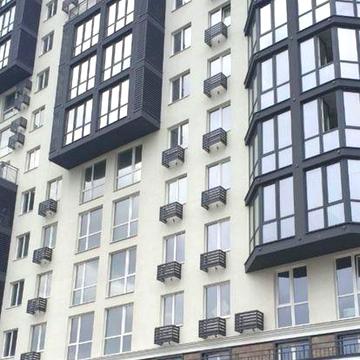 Продам 2комн квартиру в ЖК Янтарний лівий берег вул. Янтарна  вул. Кал ЖК Янтарний