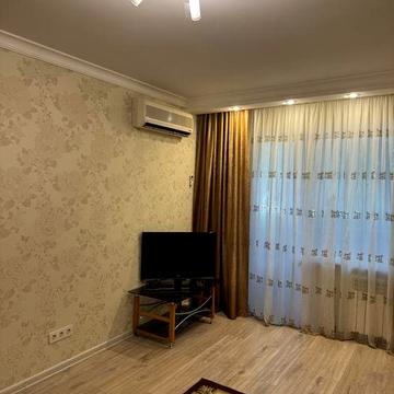 1 ком.кв. Александровский р-он(пл.Университетская)Собственник