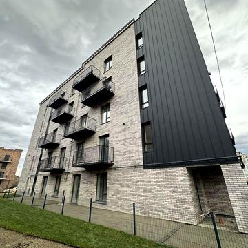 Продам  2 кімнатну квартиру ЖК Долішній 3 поверх