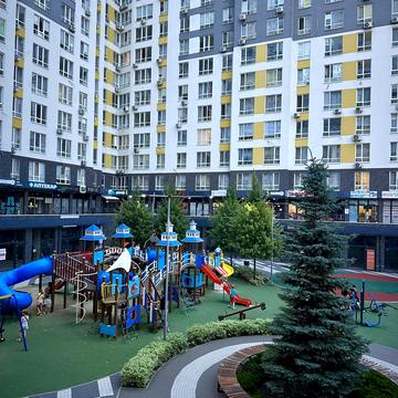 Університетська вул., 1г