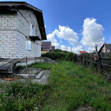 Продаж будинку в Бучі. Велика ділянка.