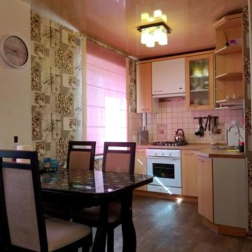 Академіка Курчатова просп., 21
