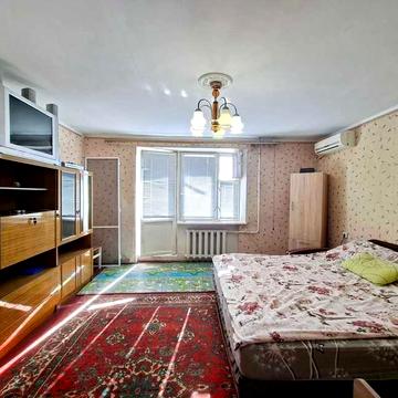 baz-03 Продам 3 ком. квартиру на Косвенной