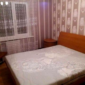 Оренда 2-кімнатної квартири на Чарівній (111-972-754)