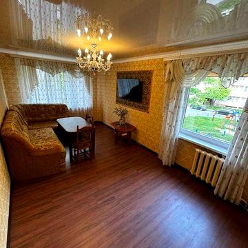 Продаж трикімнатної вул. Наукова