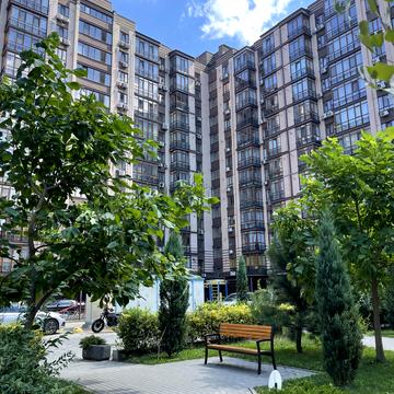 Антоновича, 36