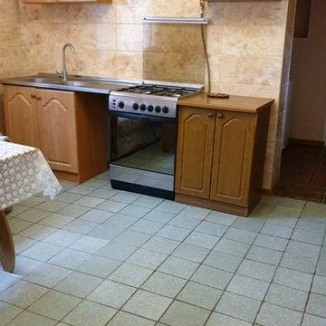 Сдам свою, чистую, уютную, двухкомнатную квартиру в центре города,.