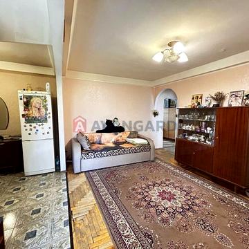 Трикімнатна квартира в р-ні пл. Пушкіна