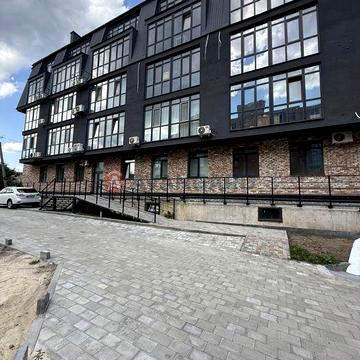 Продається простора квартира в ЖК Good House, Перемога 3