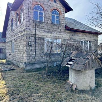 Продам будинок і 10 соток землі