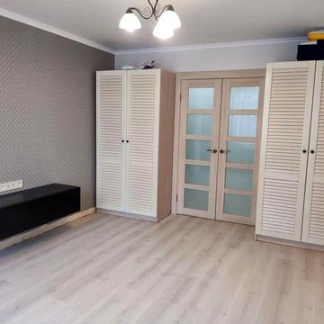 Продам 2-х кімнатну квартиру з євроремонтом