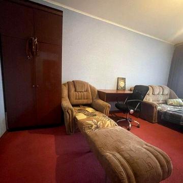 Продаж 3 кімнатної квартири по Грушевського 17 (р-н 9 школа)
