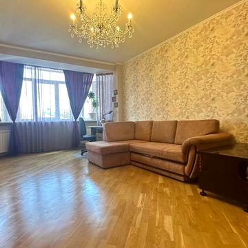 Тиша, безпека та простір — ідеальна квартира Введенська на Подолі
