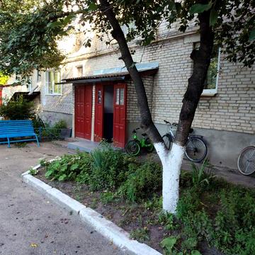 Продам квартиру,двох кімнатну ,власник.