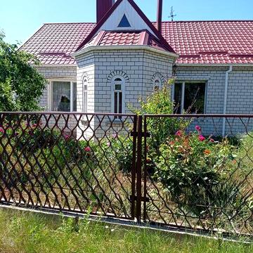 Продам добротний будинок