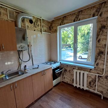 Вокзальна вул., 20