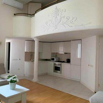 Оренда квартири 76м² вул Велика Васильківська, Центр, Хрещатик 1100€