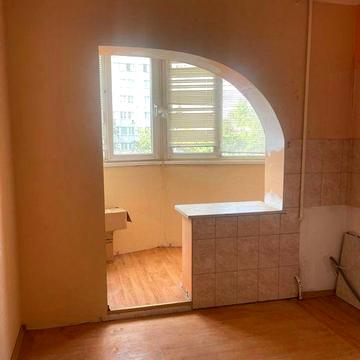 Продам простору 1-кімнатну квартируна Добровольського, 42м²